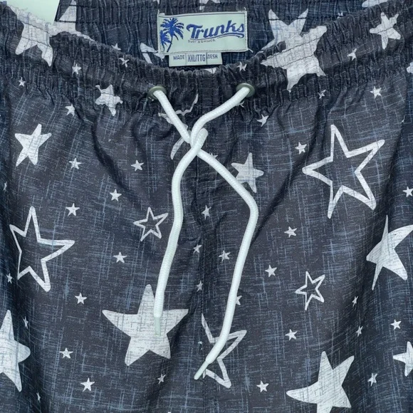 TRUNKS SURF AND SWIM CO. Swim Shorts Pockets Quick Dry Technology Starts Print - Picture 9 of 16